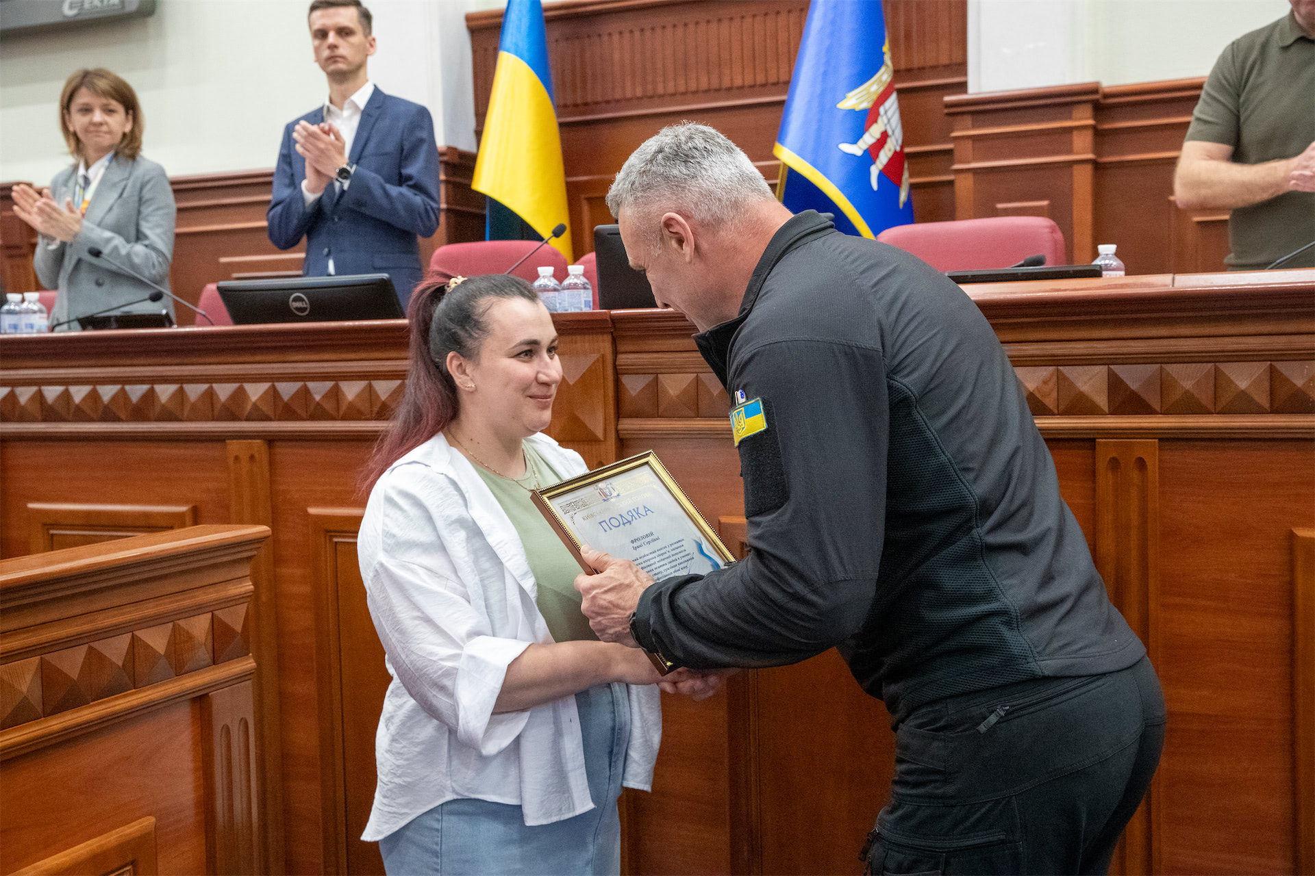 У Києві з нагоди Всесвітнього дня екстреної допомоги відзначили працівників столичної служби «екстренки».-10