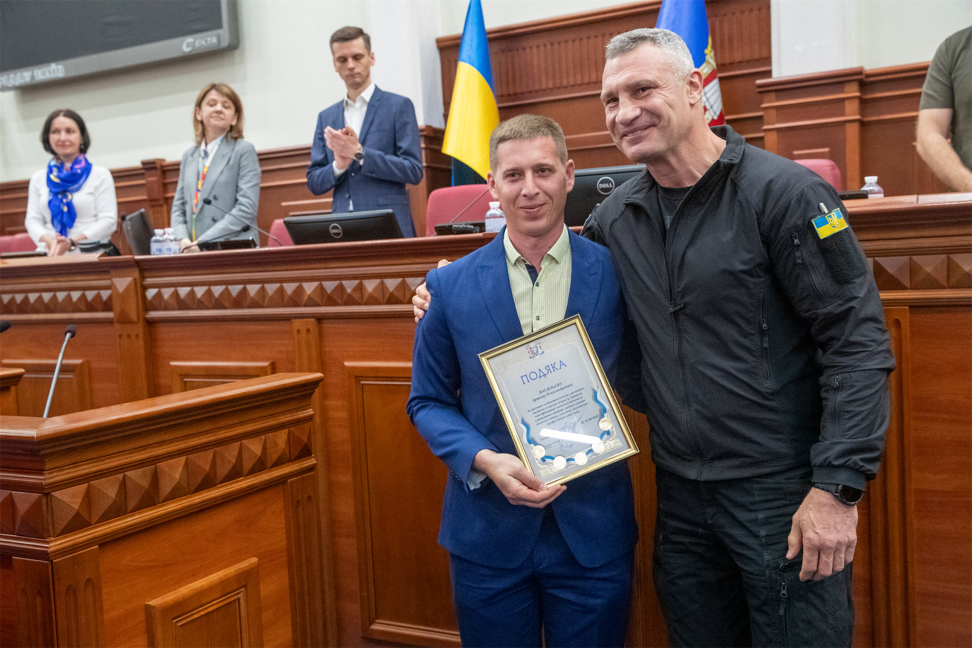 У Києві з нагоди Всесвітнього дня екстреної допомоги відзначили працівників столичної служби «екстренки».-30
